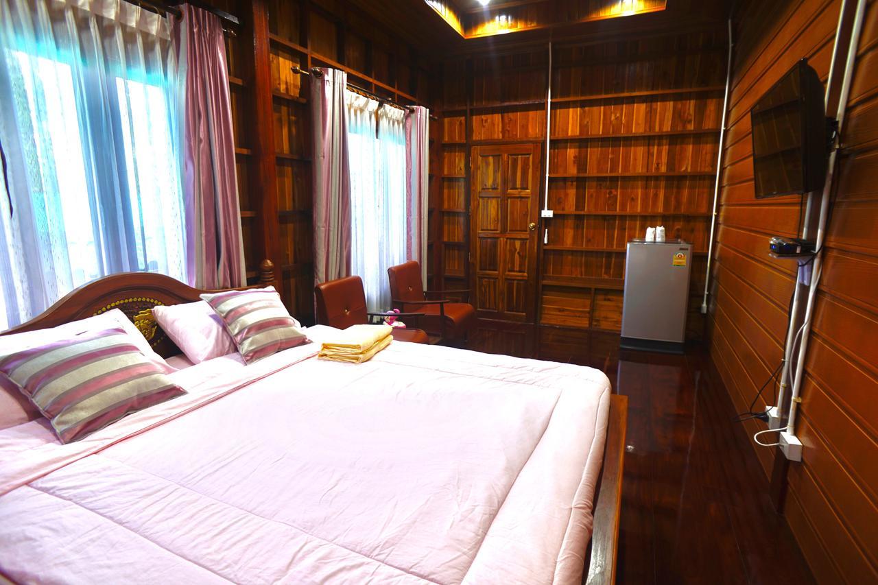 Bansuwan Homestay Amphawa Exterior foto